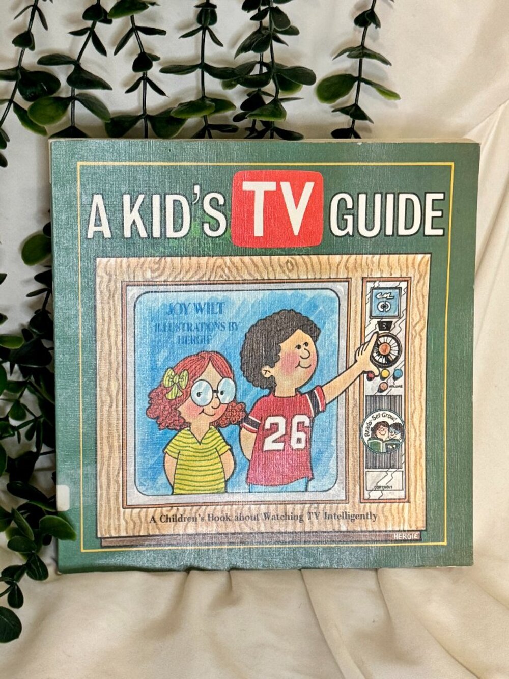 Vintage 1978 "A Kid's TV Guide" Ready-Set-Grow Book by Joy Wilt